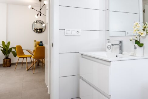 o_1eq2jnis71iid149g17iat491jfa3r