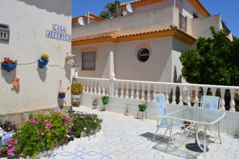 o_1erjiuf051hn610l61a171tah3sn1q