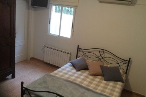 o_1es16f5op1cuoh1jvh819ue5qm24