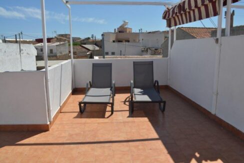 o_1es8ih5ct29u1qva17ge1ut918ql30