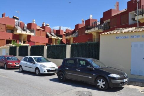 o_1es8ih5cu1k5r5m61jjd1vlu9au38