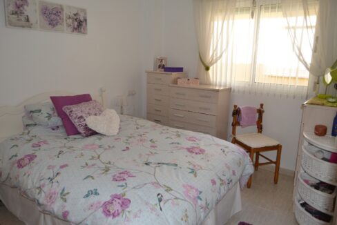 o_1esbaqpt51qcp1rh41q8111sf1m83f