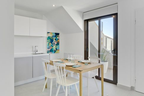 o_1essl90a71t89106pemfbuq14tt30