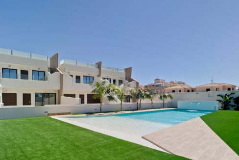 o_1essl90ad17ka16jk18tf18cu19no3u