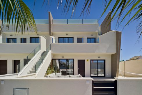 o_1essl90ae17uq1iel6et1r871miq44