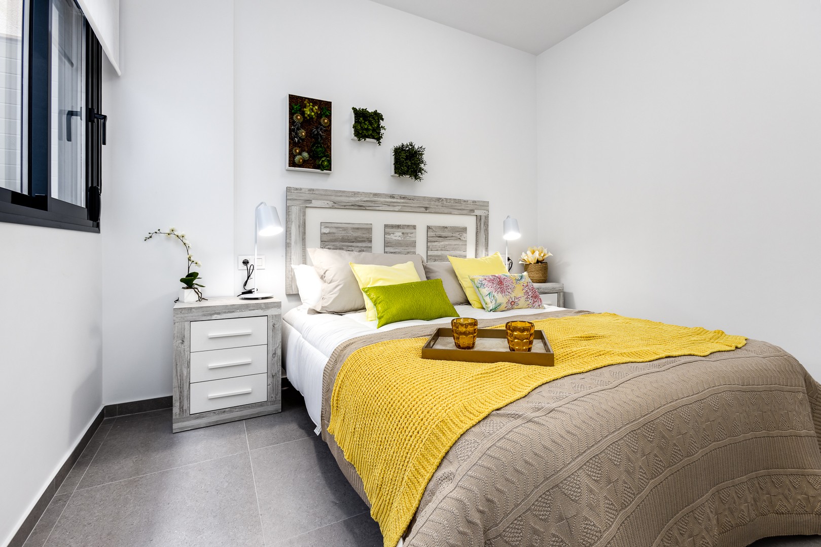 o_1et25bprgbd2e9qga4213h8c40