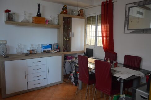 o_1et2oh9dhh8uodc1q2dh2gfvt8k