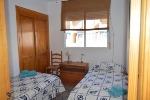 o_1ethqmi6q1iet14c5km516jm1il42j