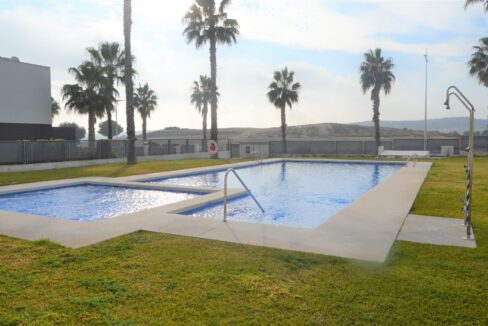 o_1etn1mo8n8qjh95dopmgb101p2t