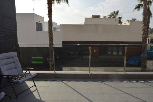 o_1etn1mo8p1mva1f5elreigho3r3a