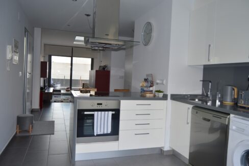 o_1etn1mo8pm0l1b2u16979041cb037