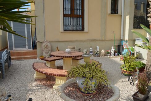 o_1etn6q7nd1l6774vd5f1a312f731