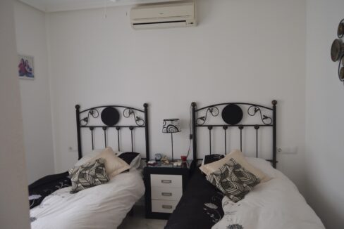 o_1etn6q7neond7jg11pq7kqmo13j