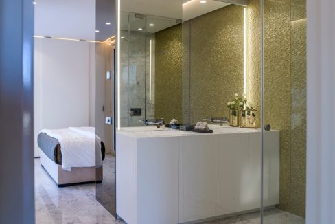 o_1etoui7le1bf41b2u1j7a1jbj1n8l4i