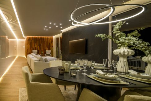 o_1etoui7lg1a9r1umr1stnoeeepp53