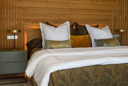 o_1etovud8s10mm1vuldv61v8g1o9a3v