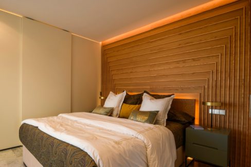 o_1etovud901ig51k4lphd19dp17hq4f