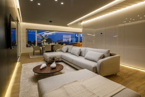 o_1etovud902jk1s564f81p66uui4m