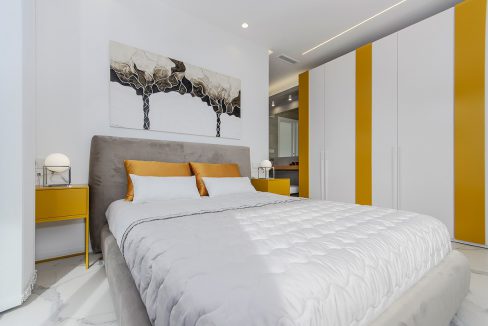 o_1eu0jbrno1js21o8112e31d04pn82t