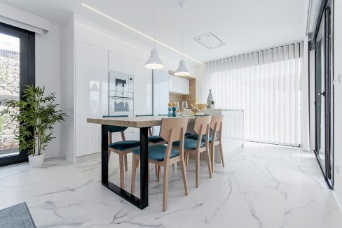 o_1eu0jbrnq682g4p24g6lm1qa03h