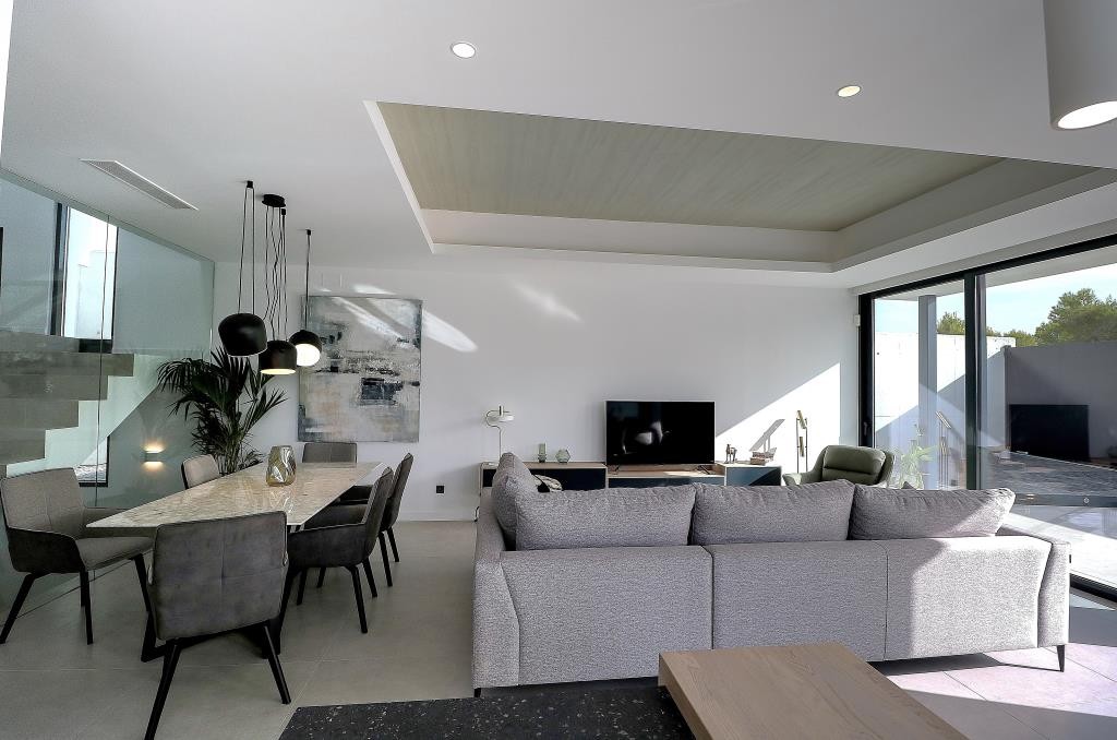 o_1euirkob31qp01af814p6180836o2m