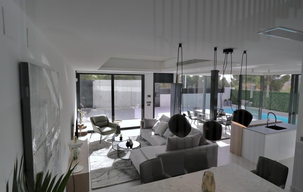 o_1euirkob32dk1m91kktr9f92c2n