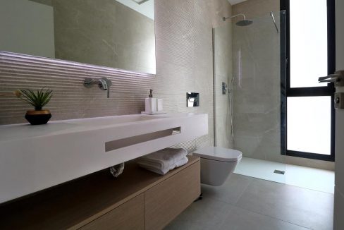 o_1euirkob41me0acgdat1t4an332t