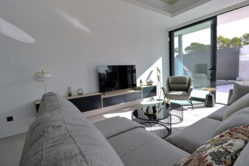 o_1euirkob4fqe5mi1rmvuom114c2q