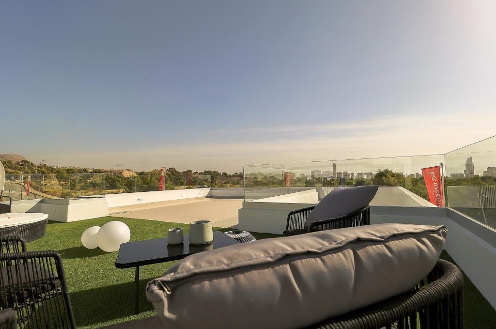 o_1euirkob7ce81gqs66kpue4n83e