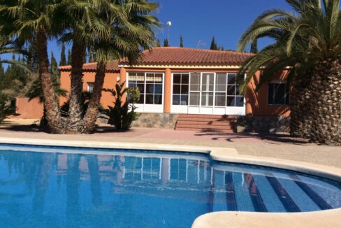 o_1eujnrcb78m515e114i6192b158vb0