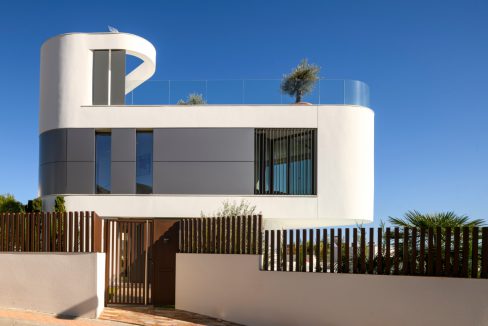 o_1euo8071e1ln016m91alp12mv1pk53b