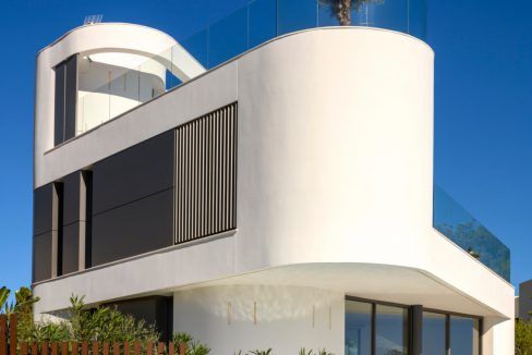 o_1euo8071e2oi1inc1h2vm37omo39