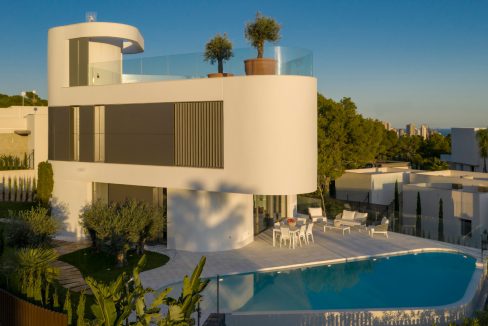 o_1euo8071eq461eh61g5i13b8keb38