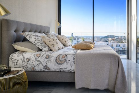 o_1euo9itos1r1qcqlabd1c876qc2j