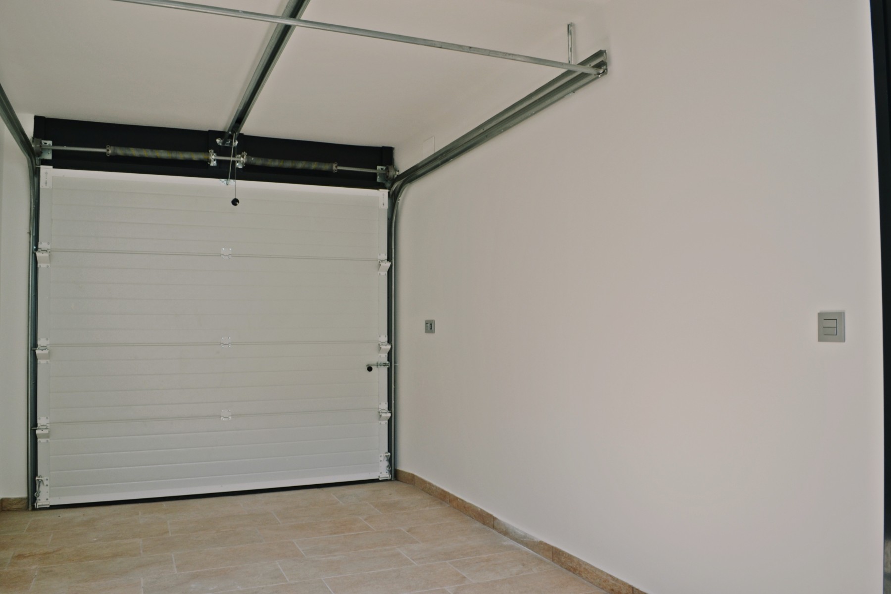 o_1ev74ko8fmid633sf85s71la2g